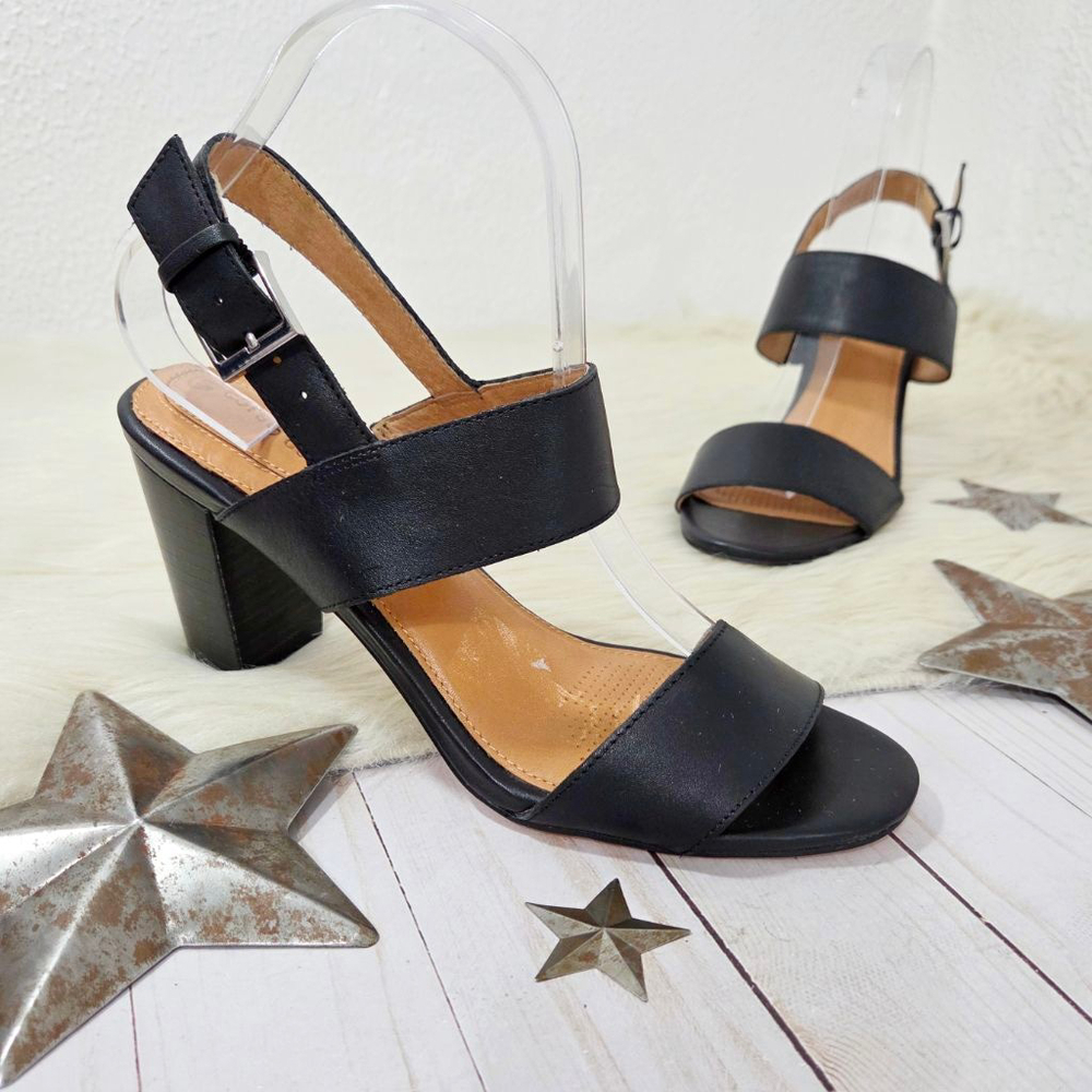 Corso Como strappy black leather heeled sandals slingback buckle open toe sz 7.5